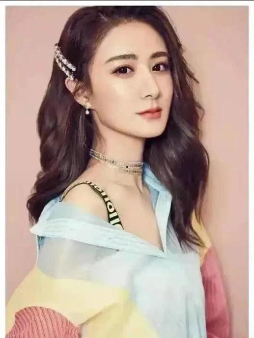 娱乐圈吃瓜盘点的女明星,揭秘幕后故事与真实面目 第2张 娱乐圈吃瓜盘点的女明星,揭秘幕后故事与真实面目 第2张